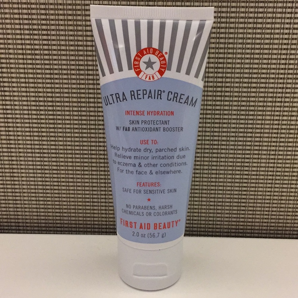 New FIRST AID BEAUTY Ultra Repair® Cream